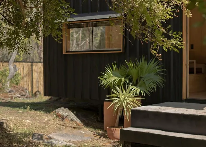 Earth Tones - Cozy, Intimate Haven With Bedside Mountain View Lodge *