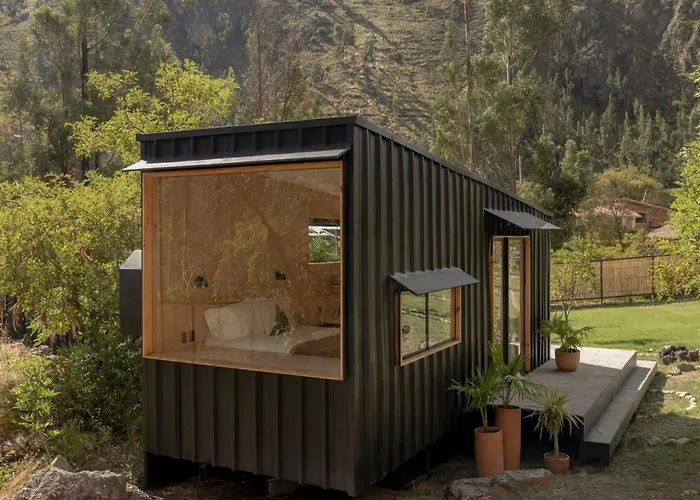 Earth Tones - Cozy, Intimate Haven With Bedside Mountain View *