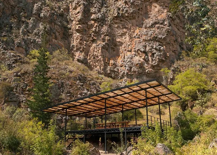 Lodge Earth Tones - Cozy, Intimate Haven With Bedside Mountain View Ollantaytambo